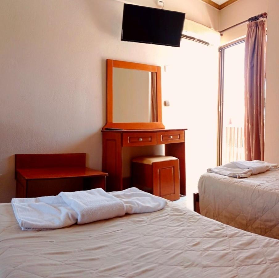 Maria'S Beach Apartments Sidari  Bagian luar foto